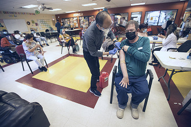 Las Vegas adult day care centers push to access COVID-19 vaccine | Las  Vegas Review-Journal